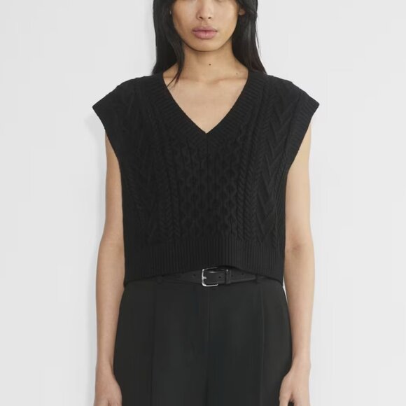 Aritzia Sunday Best black knit sweater vest (XL) - Picture 1 of 3